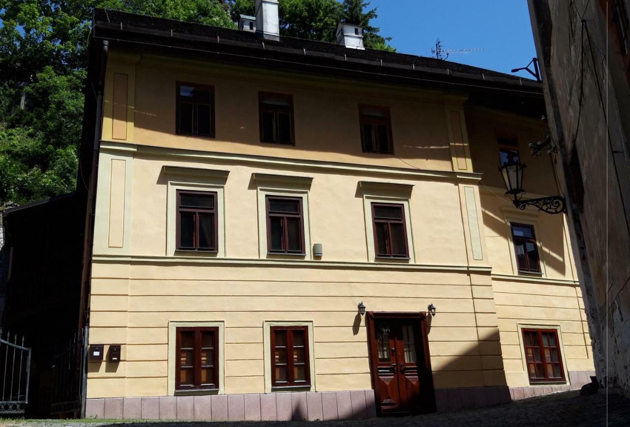 Apartman Pri Lyceu Banská Štiavnica Zewnętrze zdjęcie