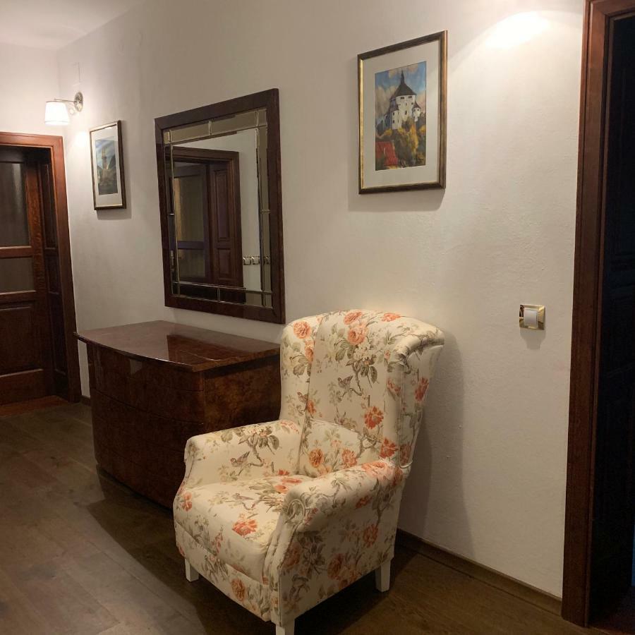 Apartman Pri Lyceu Banská Štiavnica Zewnętrze zdjęcie