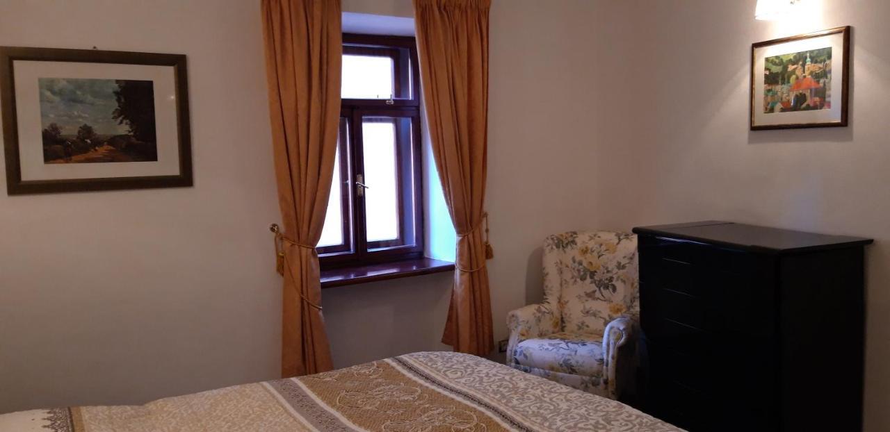 Apartman Pri Lyceu Banská Štiavnica Zewnętrze zdjęcie